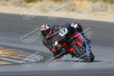 media/Dec-18-2022-SoCal Trackdays (Sun) [[8099a50955]]/Turn 10 (140pm)/